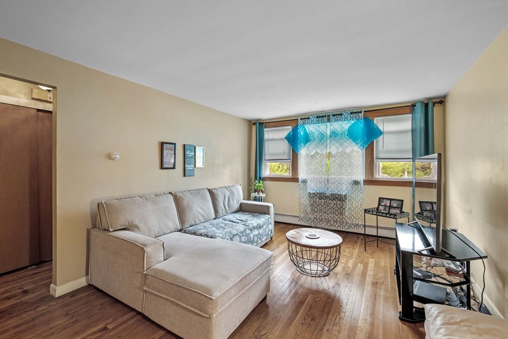 100 Magnolia Ave 22