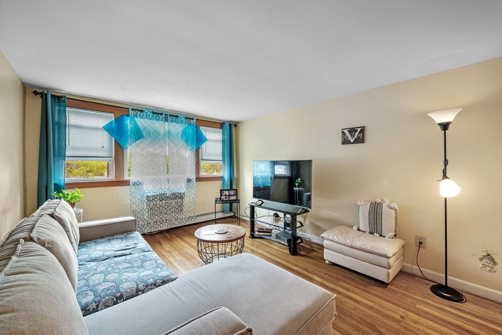 100 Magnolia Ave 22