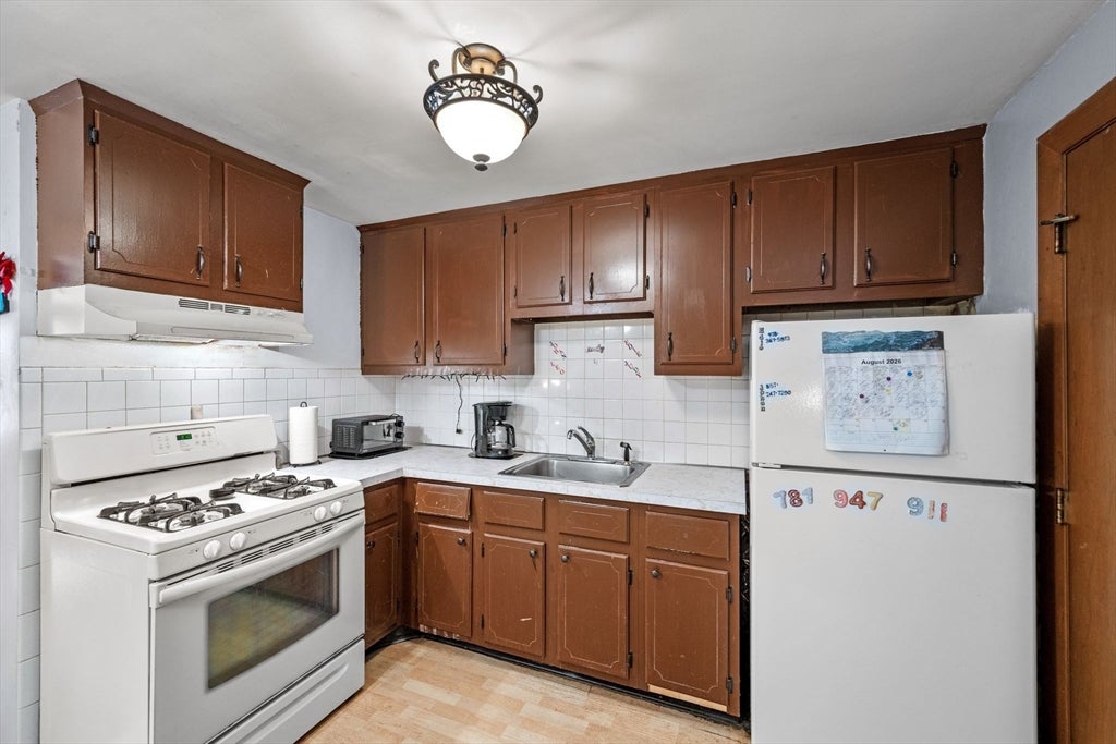 100 Magnolia Ave #22, Lynn, MA Photo #7