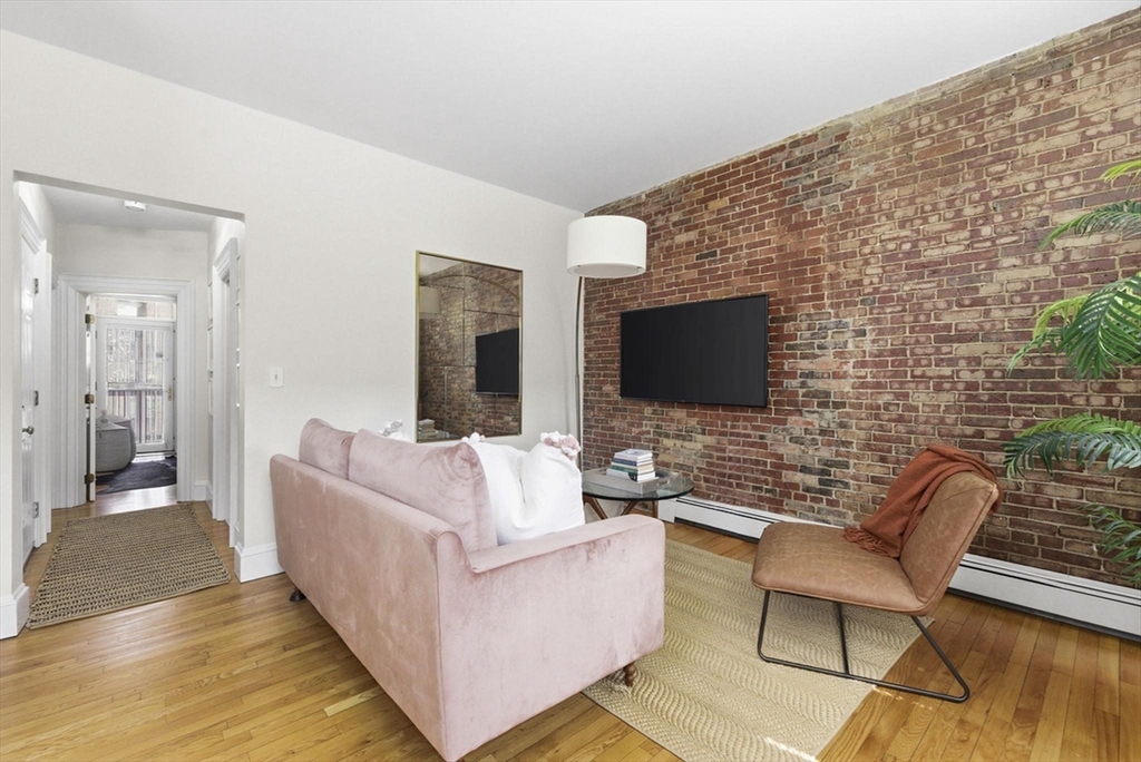 30 E Springfield St 2