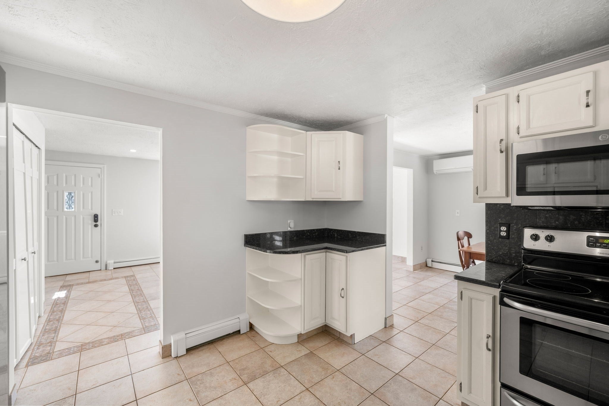 16 Horne Ave, Medford, MA Photo #4