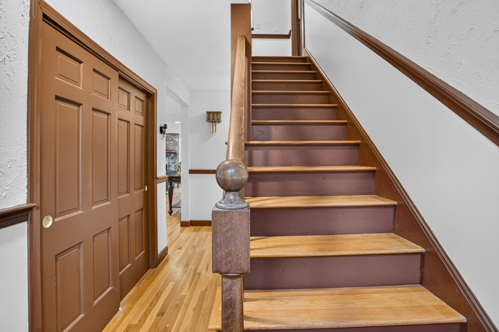 8 Marion Ave
