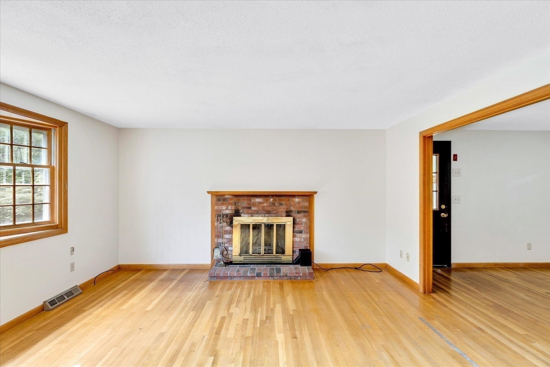 804 Putnam Ave, Barnstable, MA Photo #15