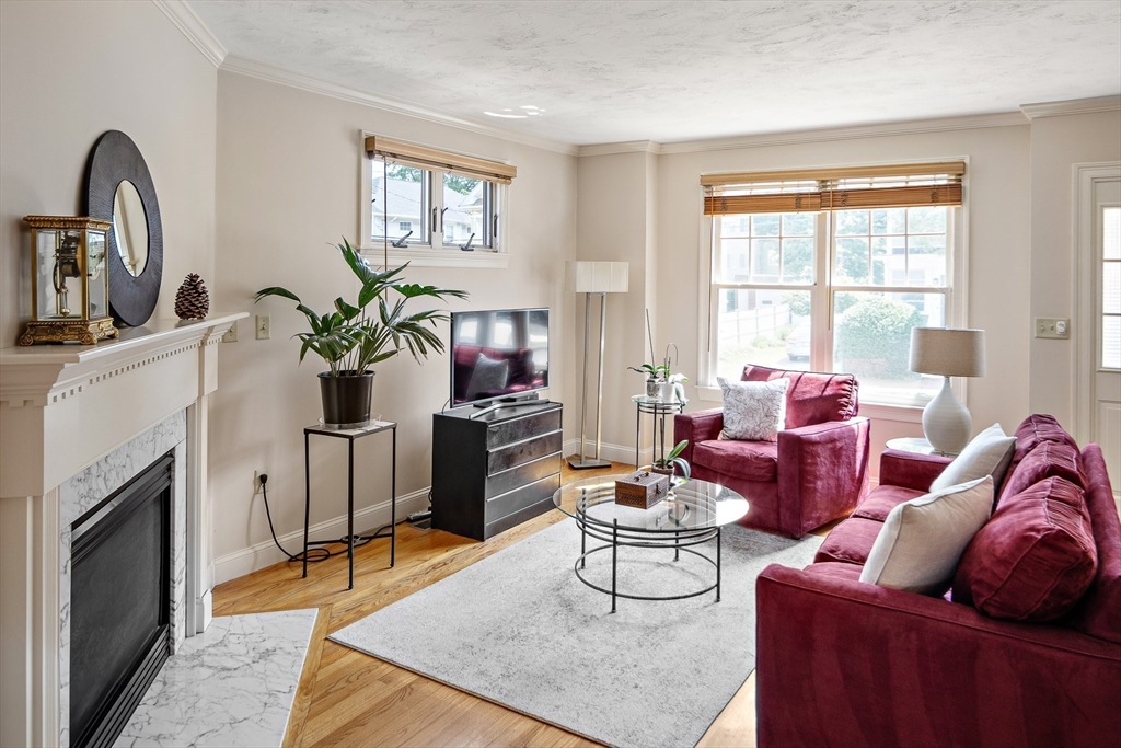 57 Alma Ave 57