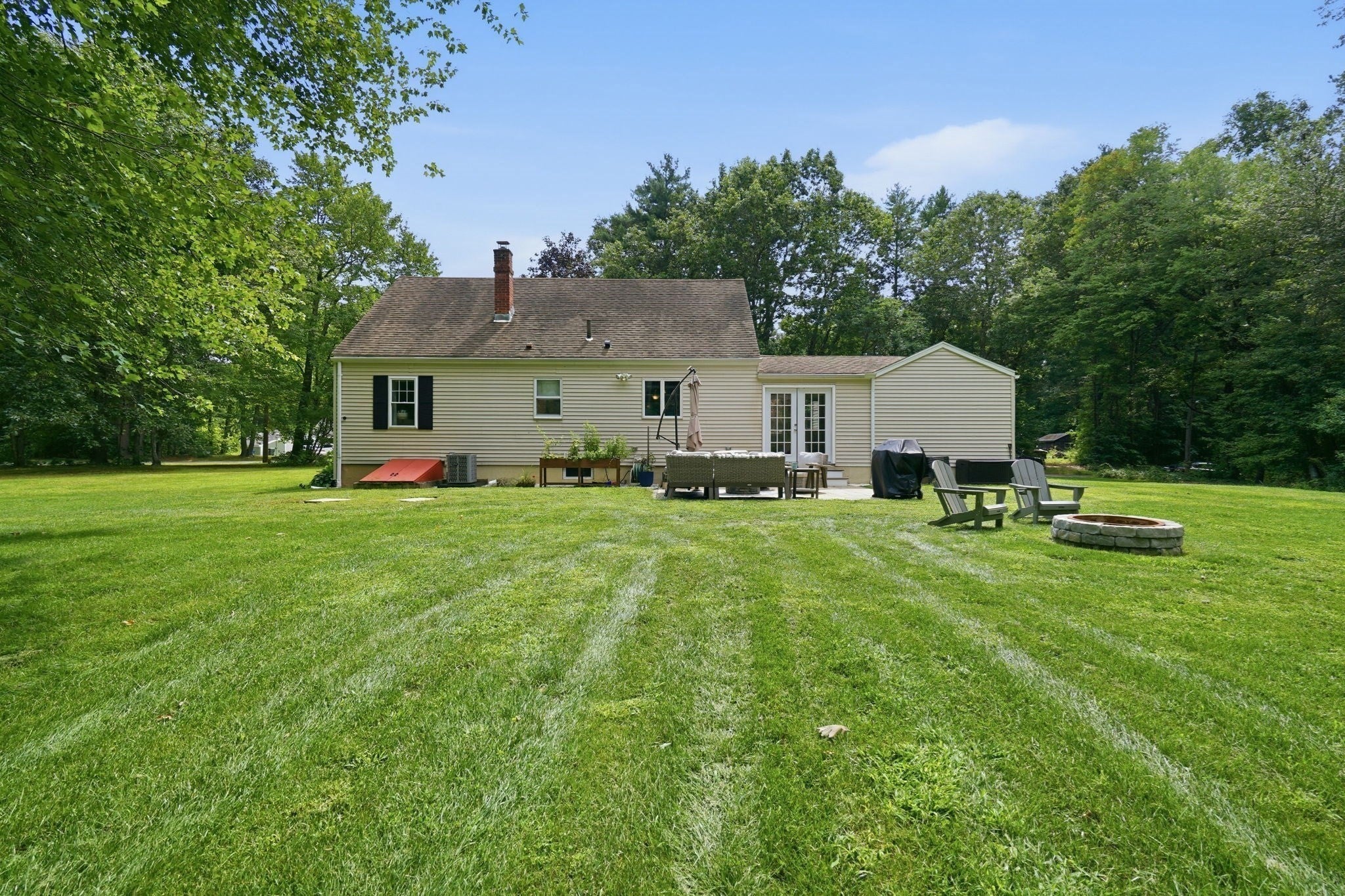 35 Charles St, Hampden, MA Photo #26