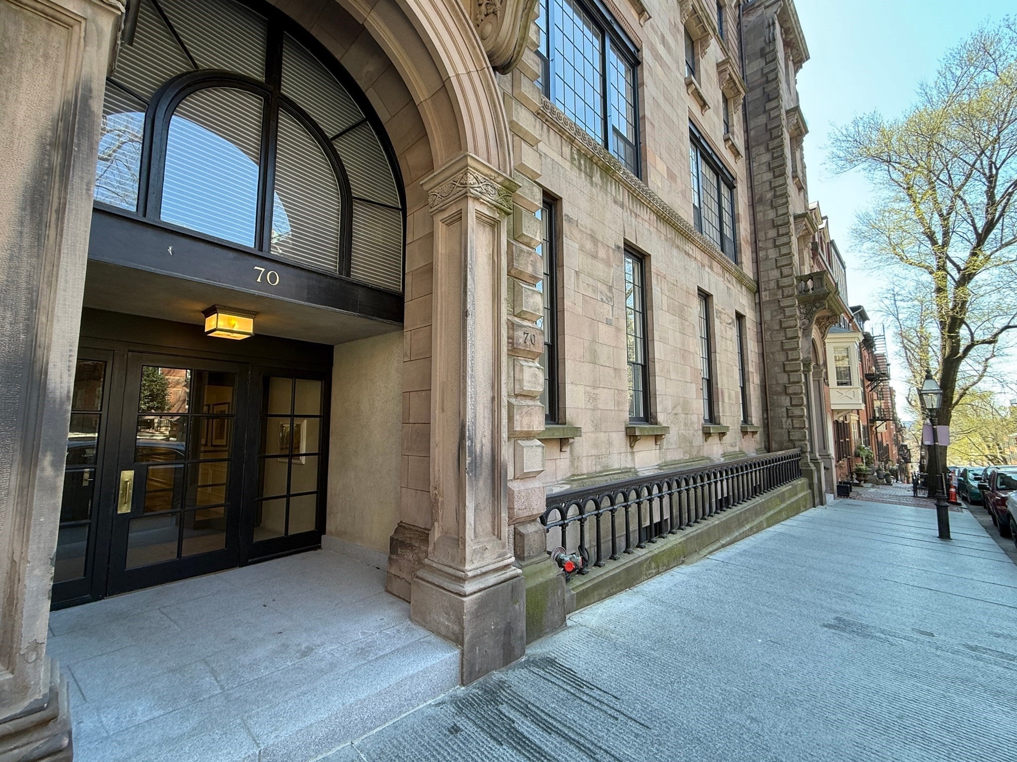 70 Mt Vernon St 3A, Boston MA 02108