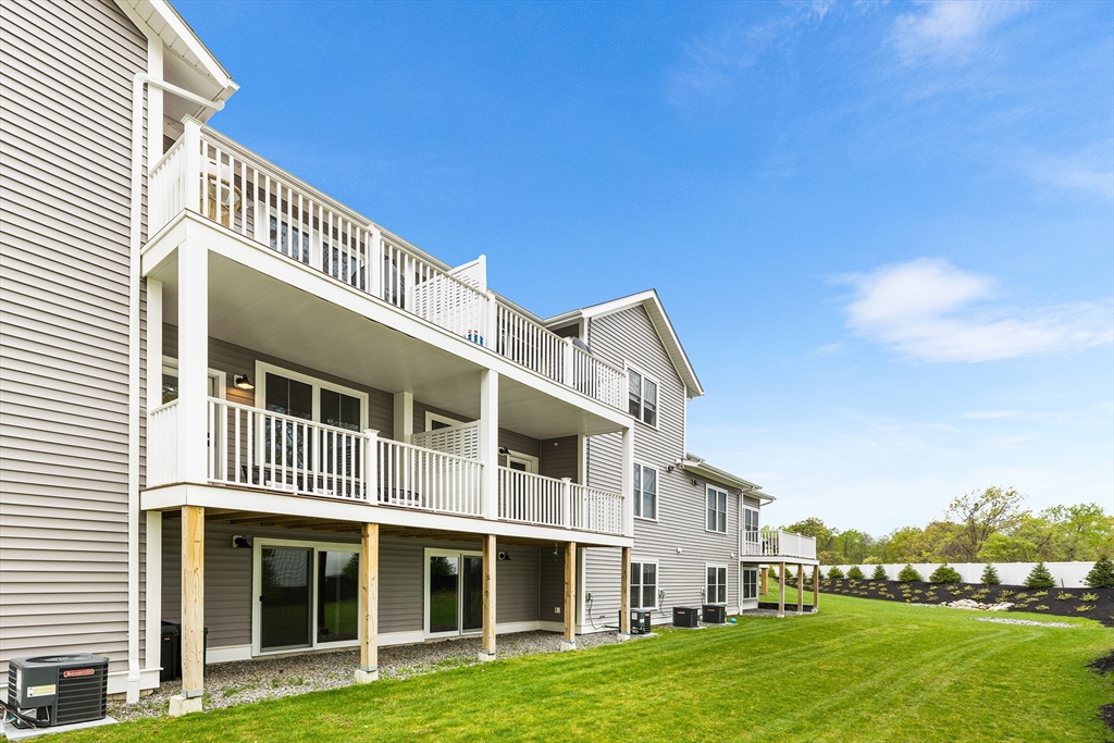 7 E Dexter Ave 32