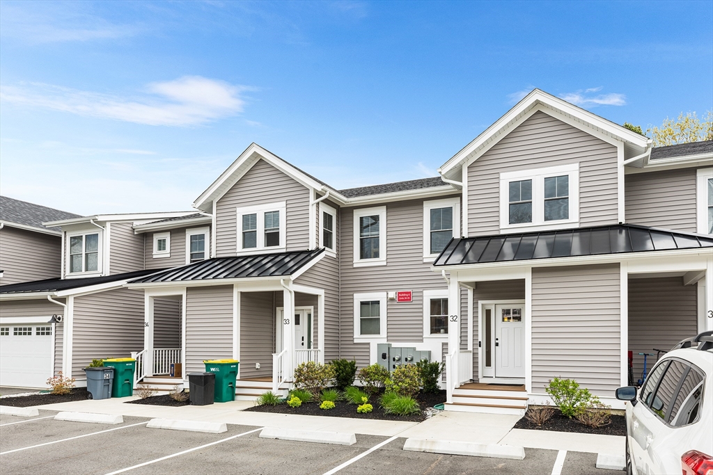 7 E Dexter Ave 32