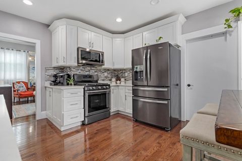 89 Dale St Revere MA 02151