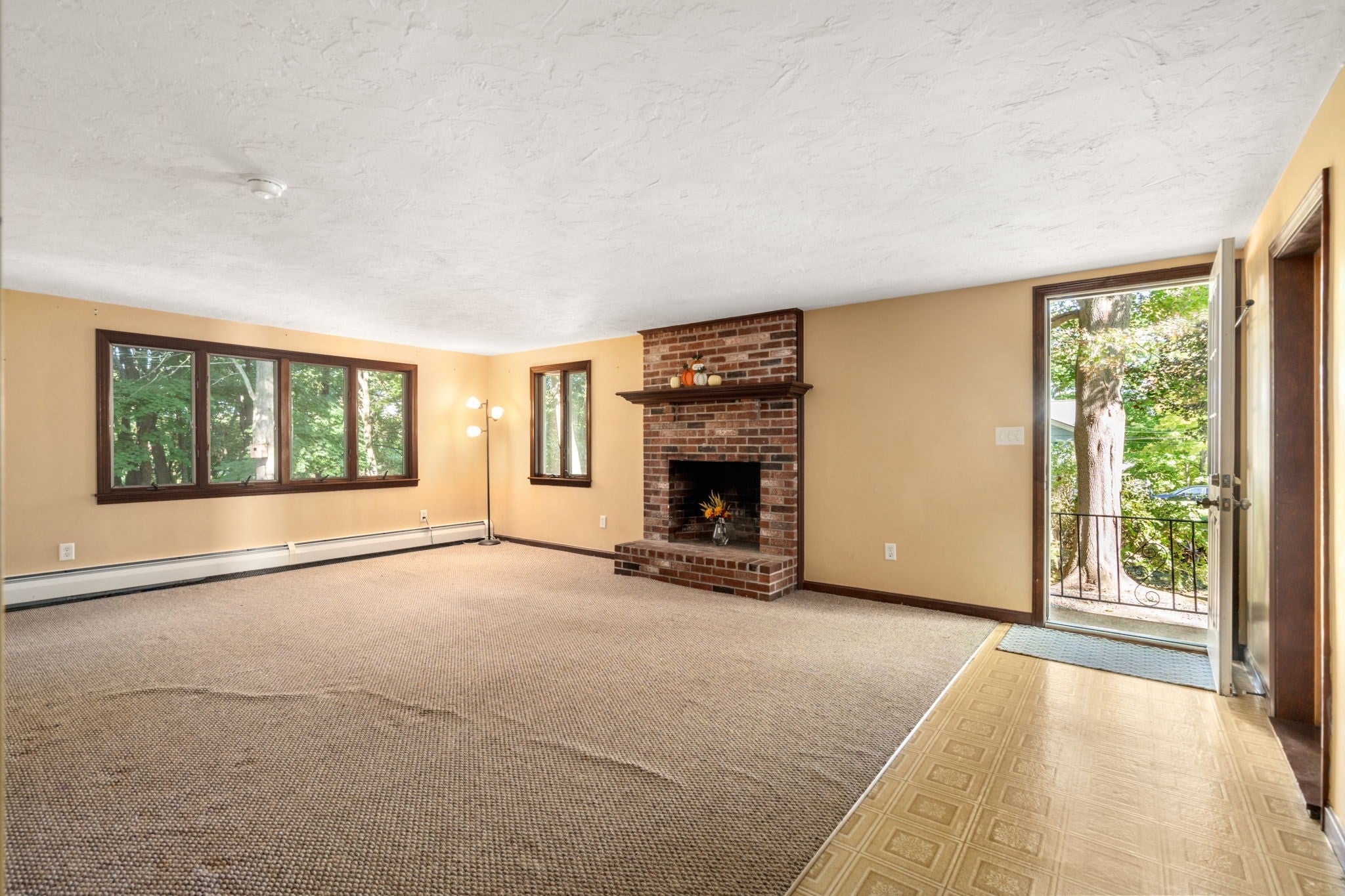 32 Elm Street, Hudson, MA, 32 Elm Street, Hudson, MA Photo #12
