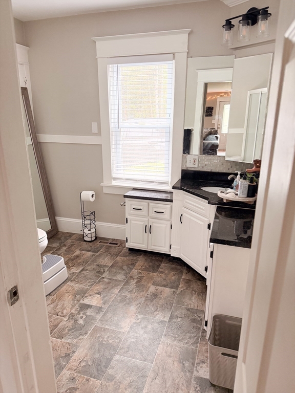1211 Piper Rd, West Springfield, MA Photo #16