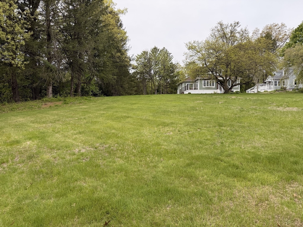 1211 Piper Rd, West Springfield, MA Photo #2
