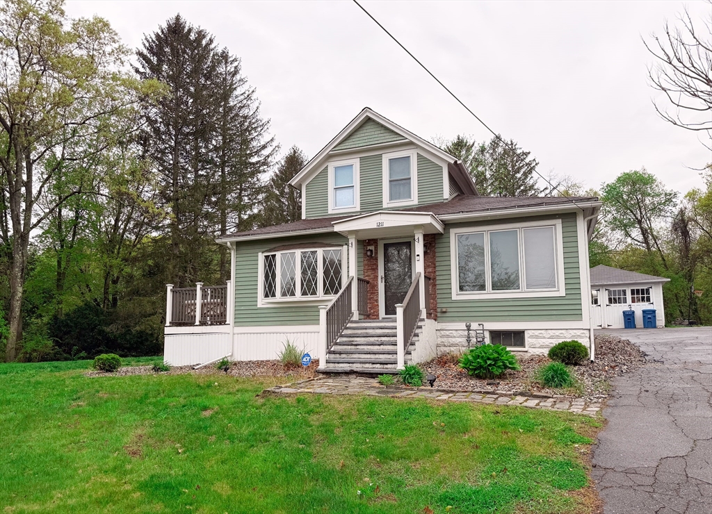 Photo of 1211 Piper Rd, West Springfield, MA