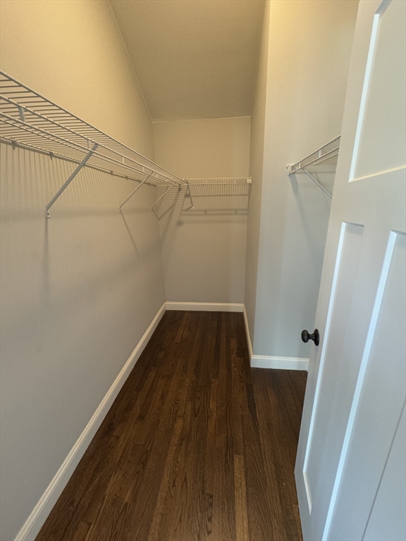 Waltham, Massachusetts 02451, United States, 4 Bedrooms Bedrooms, ,3 BathroomsBathrooms,Residential,Active,124326