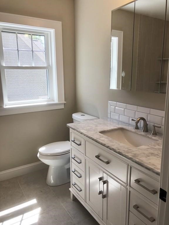 Waltham, Massachusetts 02451, United States, 4 Bedrooms Bedrooms, ,3 BathroomsBathrooms,Residential,Active,124326