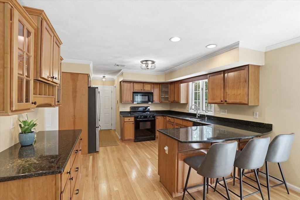 32 Millfarm Dr