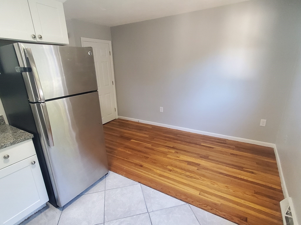 174 Pine Street 35
