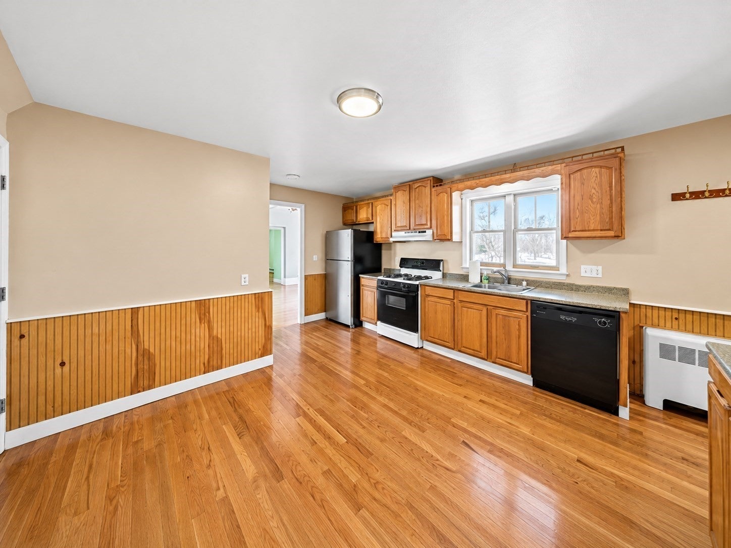 395 Lexington Street #1, Newton, MA, 395 Lexington Street #1, Newton, MA Photo #2