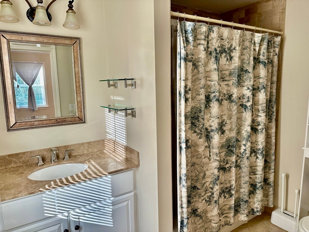 185 Summer St #185, Watertown, MA, 185 Summer St #185, Watertown, MA Photo #9