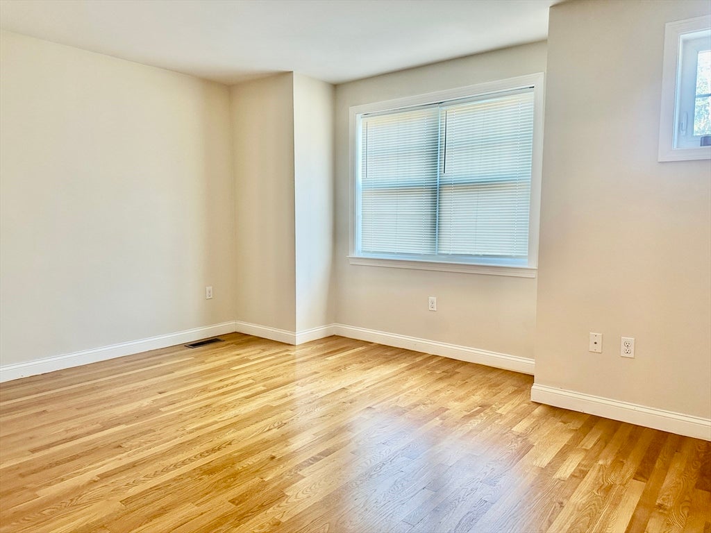 185 Summer St #185, Watertown, MA, 185 Summer St #185, Watertown, MA Photo #7
