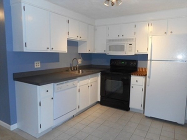 24 Spencer Rd 36 N
