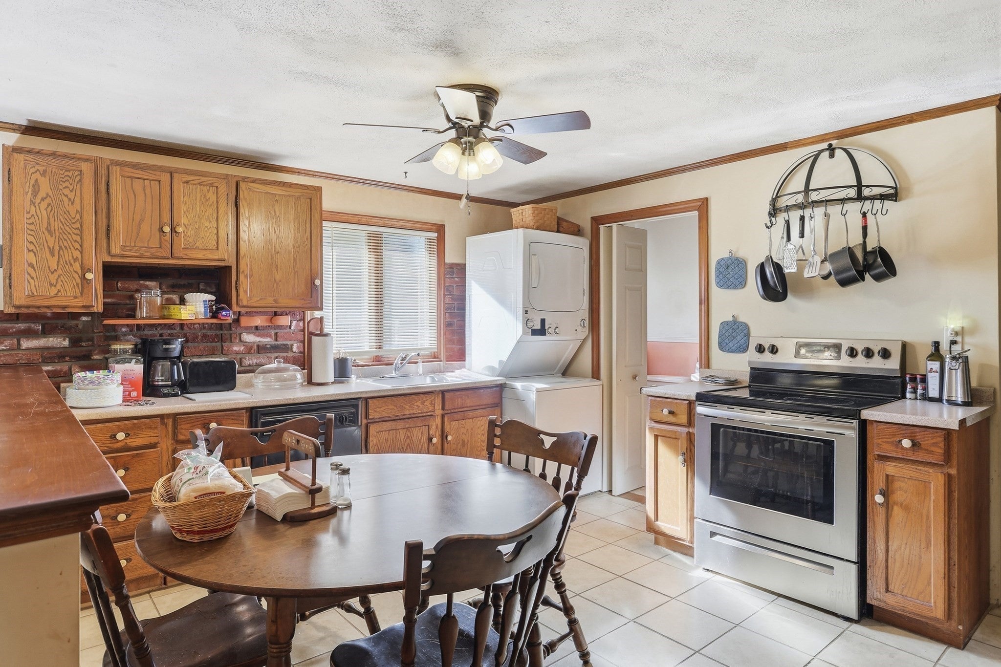 39 Cady St, Billerica, MA, 39 Cady St, Billerica, MA Photo #7