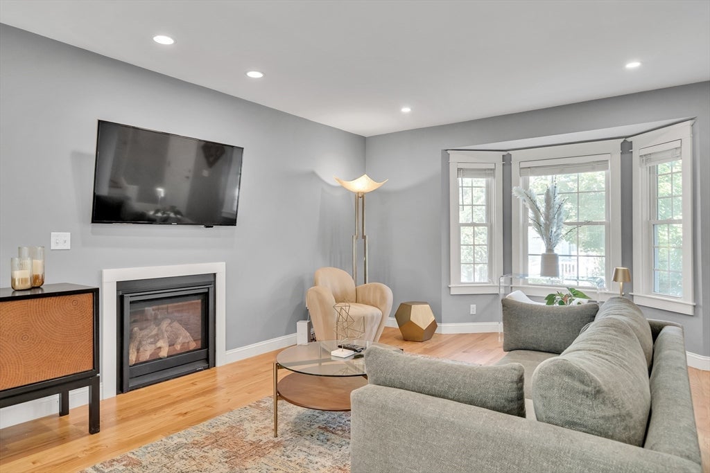 101 Turtle Brook Rd #101, Canton, MA, 101 Turtle Brook Rd #101, Canton, MA Photo #3