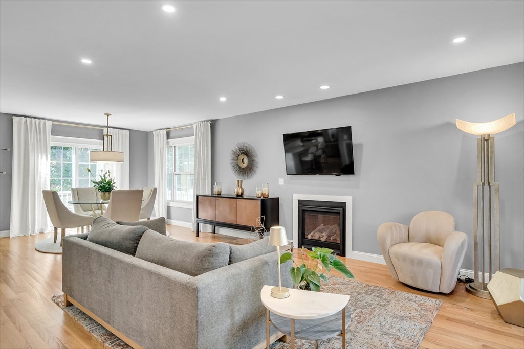 101 Turtle Brook Rd #101, Canton, MA, 101 Turtle Brook Rd #101, Canton, MA Photo #5