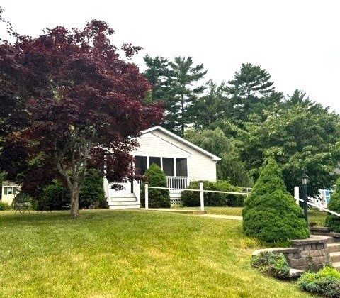 40 Lyn Lane