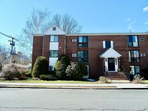 Photo of 64 Carter Street #7, Newburyport, MA 01950 (MLS # 73476057)