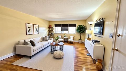 Photo of 31 Arlington Rd #6, Woburn, MA 01801 (MLS # 73468667)