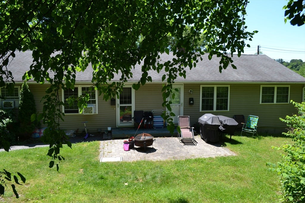 40 Brooks St