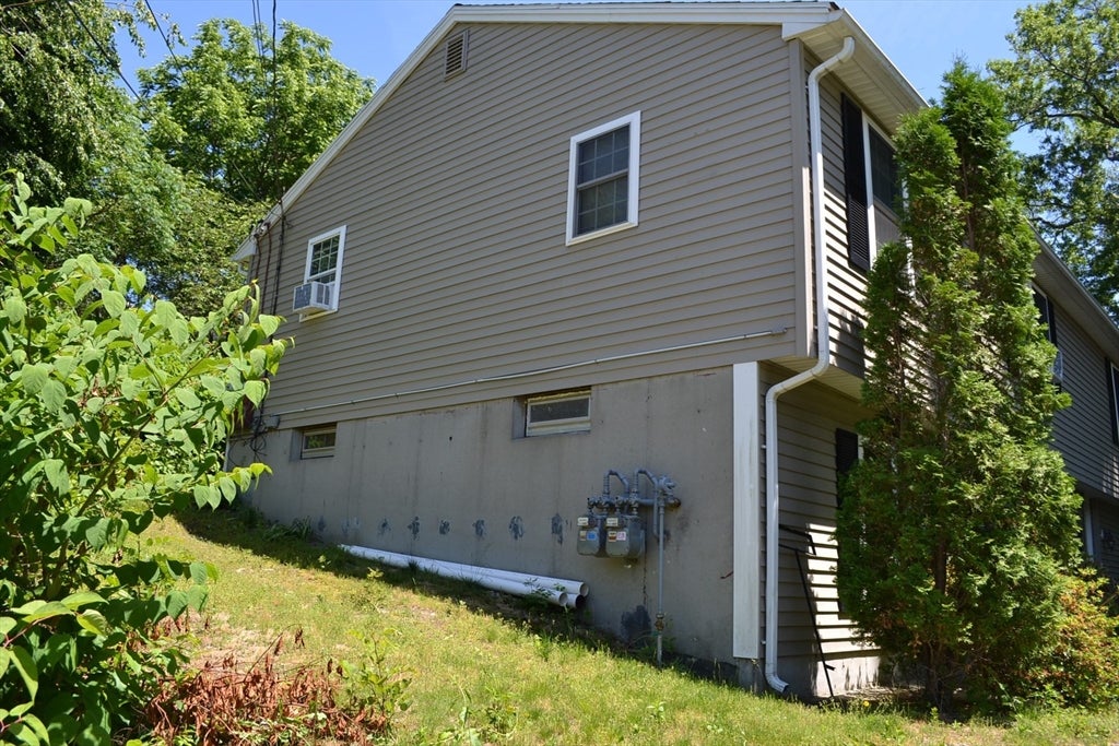 40 Brooks St