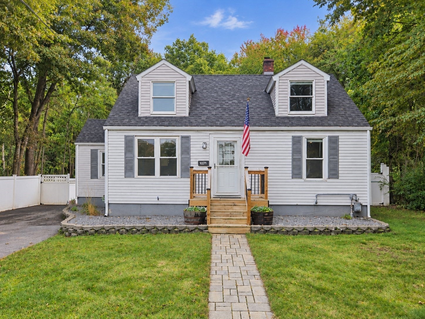 Photo of 1042 W Boylston St, Worcester, MA