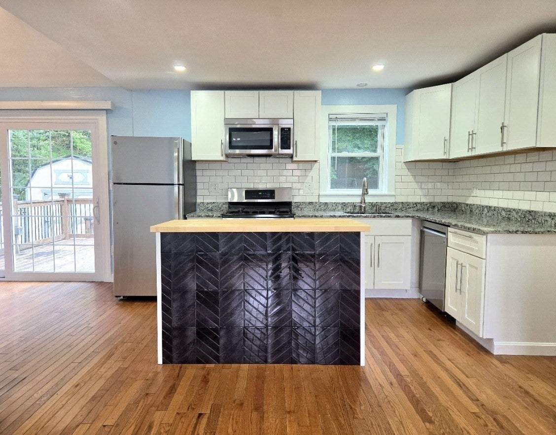 1042 W Boylston St, Worcester, MA, 1042 W Boylston St, Worcester, MA Photo #7