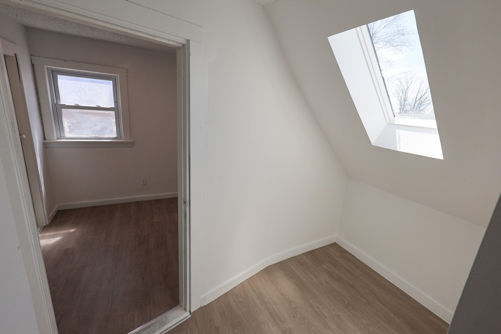 8 Colonial Avenue #3, Boston, MA Photo #10