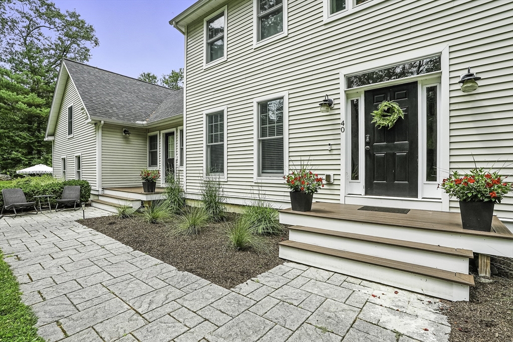 40 Newbridge Rd