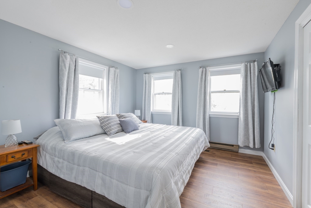 125 Lakeview Blvd, Plymouth, MA Photo #11