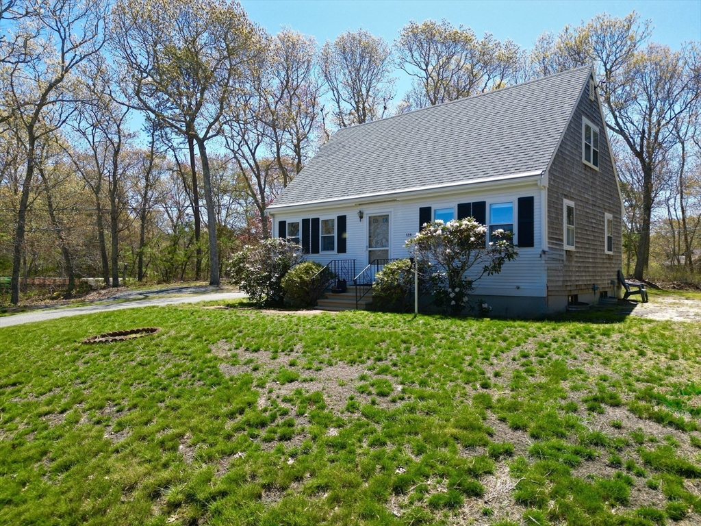 125 Lakeview Blvd, Plymouth, MA Photo #32