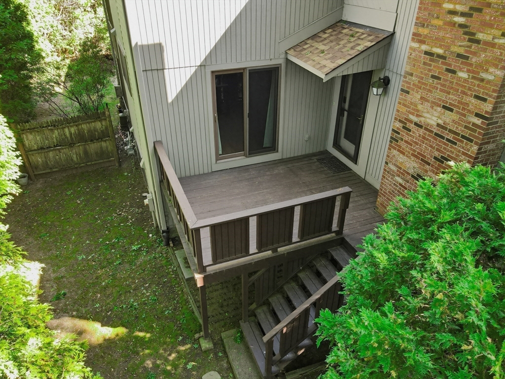 89 Leland Farm Road 89