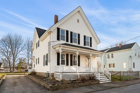 Photo of 9 Blinns Ct, Taunton, MA 02780 (MLS # 73500829)