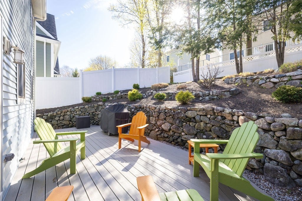 58 Albemarle Rd, Waltham, MA Photo #19