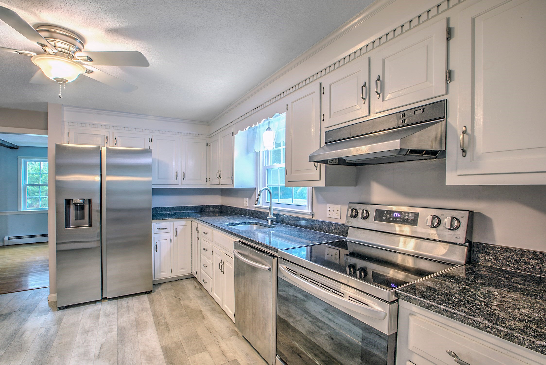 35 Kennel Hill Dr, Beverly, MA, 35 Kennel Hill Dr, Beverly, MA Photo #3