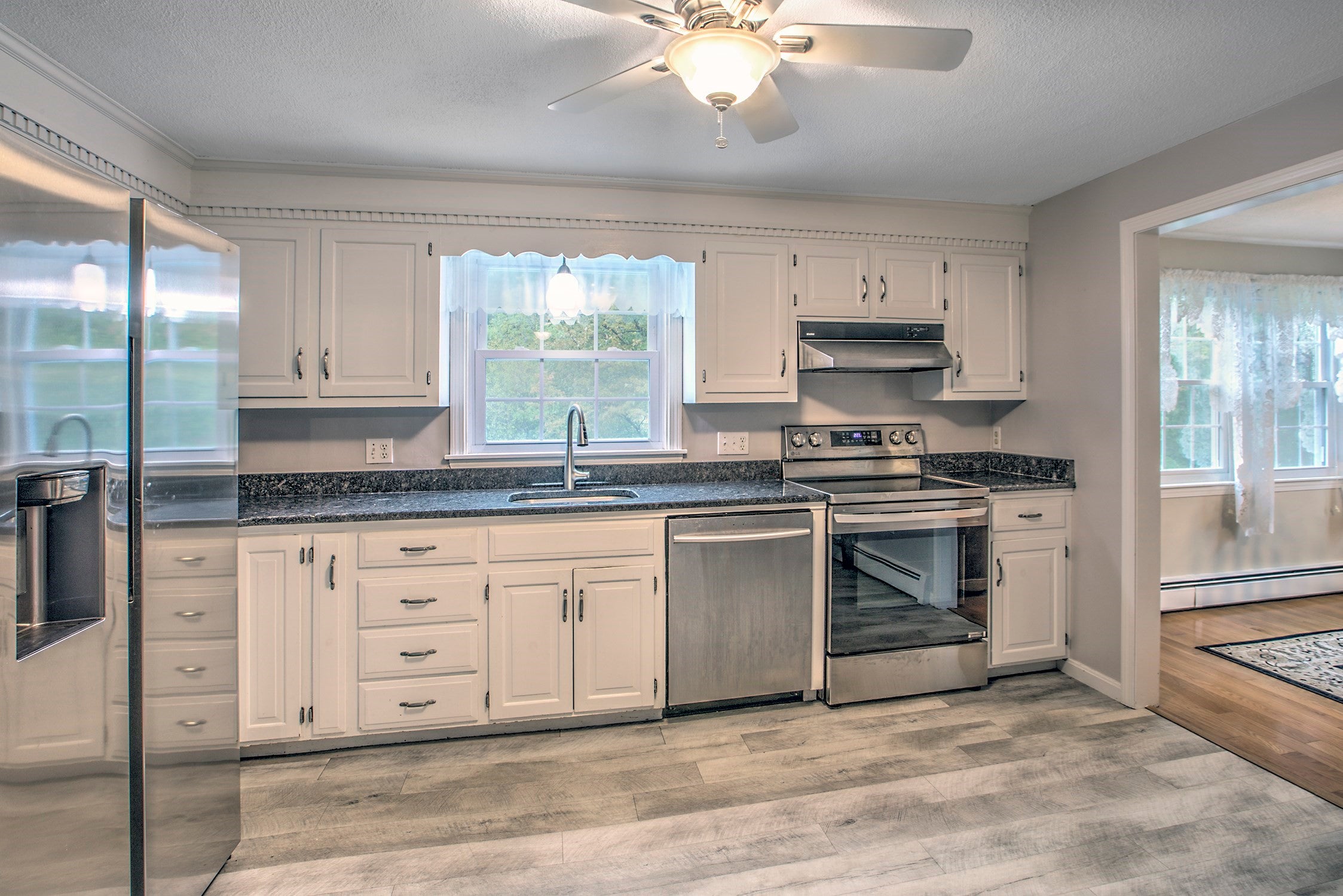 35 Kennel Hill Dr, Beverly, MA, 35 Kennel Hill Dr, Beverly, MA Photo #4