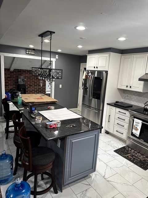 11 Maple St West Boylston MA 01583