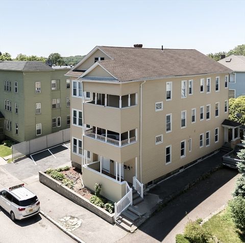 30-32 Loxwood St Worcester MA 01604