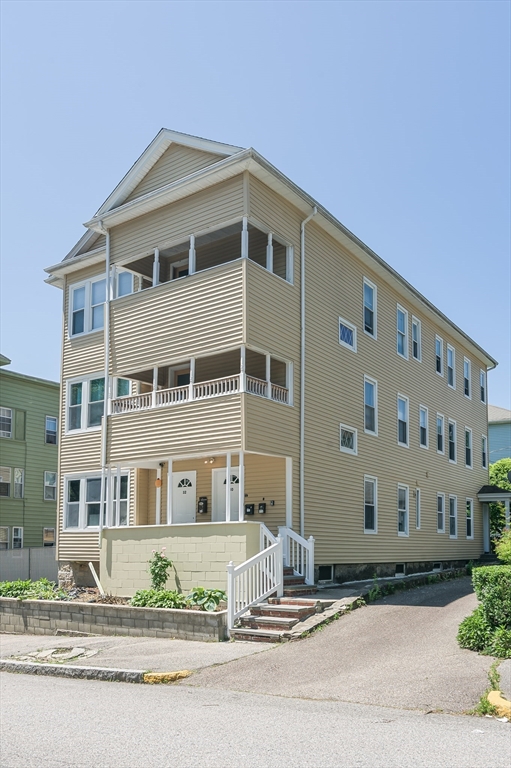 30-32 Loxwood St