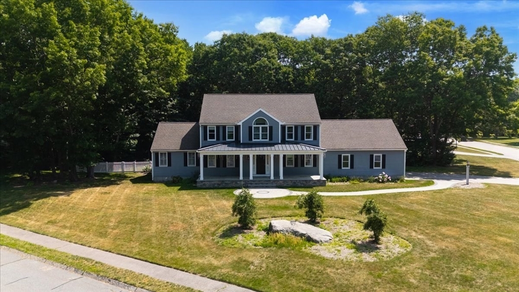 26 Mayflower Dr
