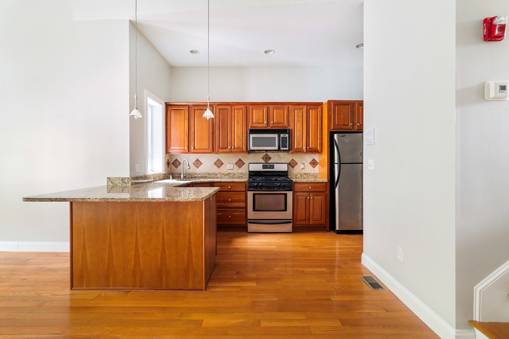 191 Washington Ave 1
