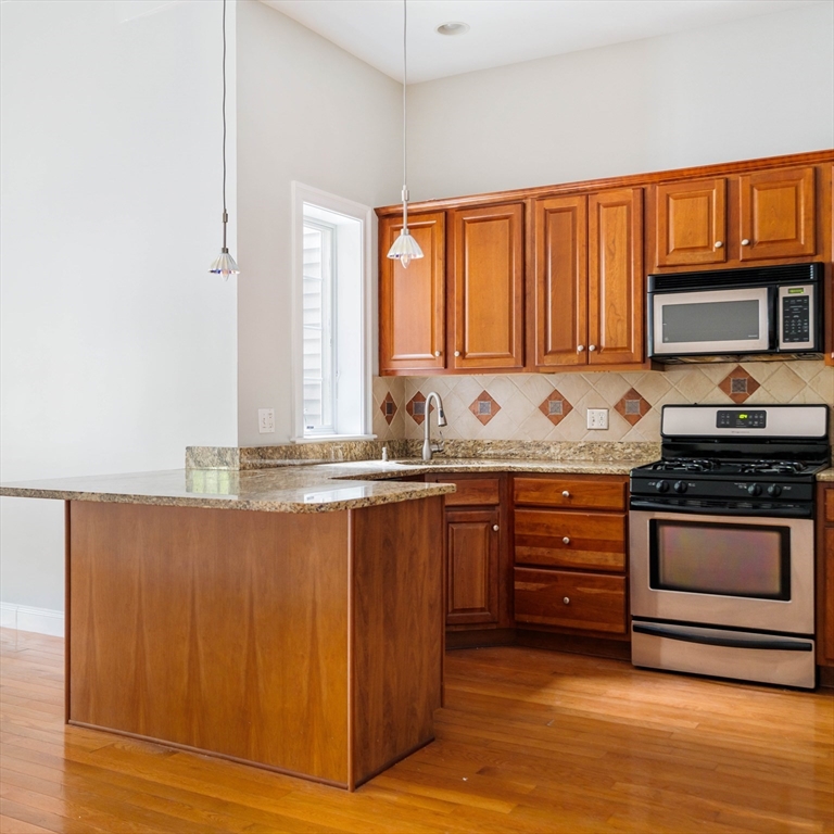 191 Washington Ave 1